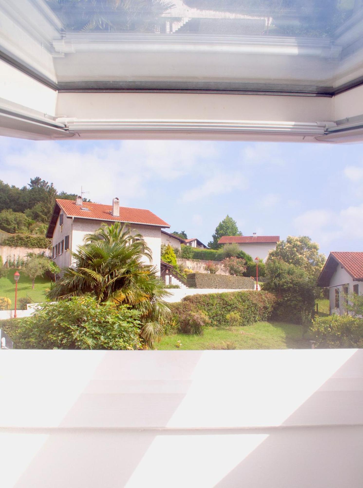 Loft Frontiere Montagne Et Plage Urrugne Exterior photo